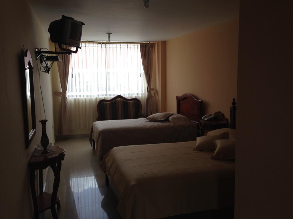Hostal El Arbolito Cotacachi Esterno foto